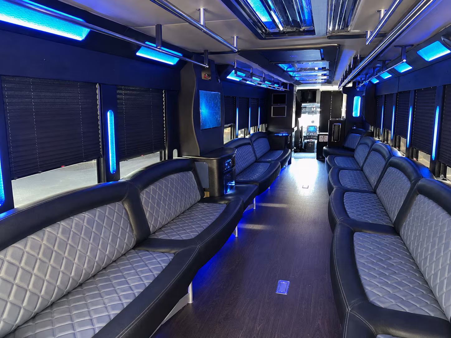 Columbus Winery Tour & Pub Crawl Transportation party bus exterior