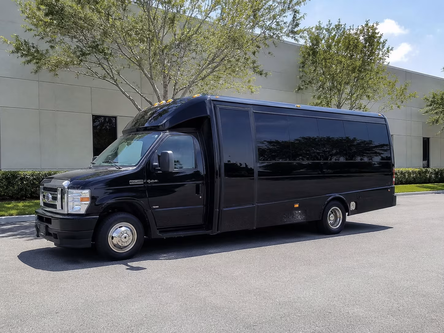 Middletown Wedding Transportation & Shuttle Service